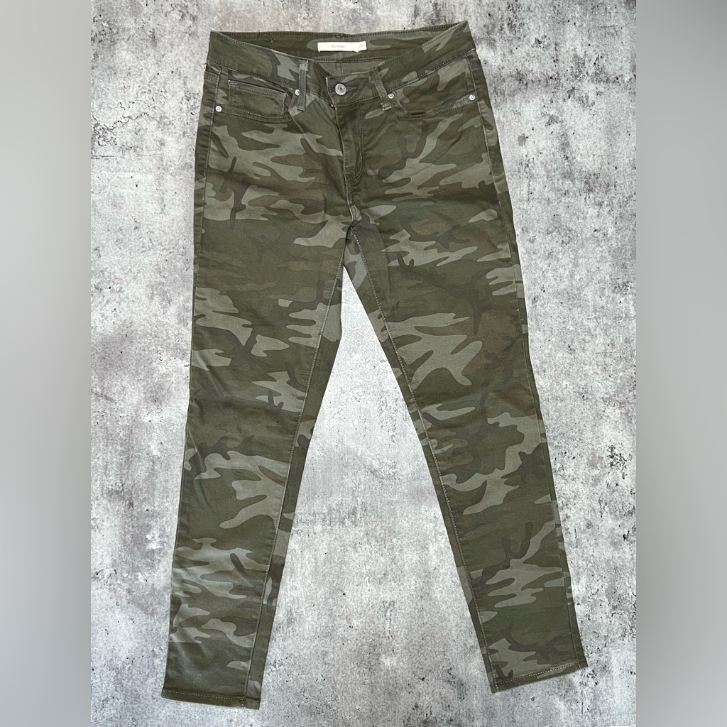 Levis Skinny 711
